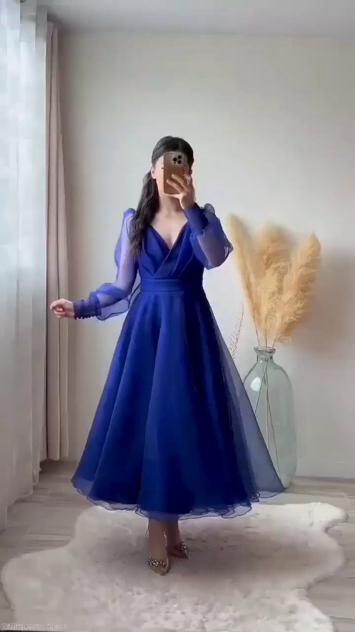 Blue Long Trail Gowns for Brides