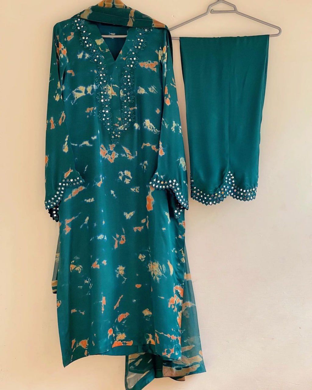 Green Pure Maslin Cotton Digital Printed Salwar Suit
